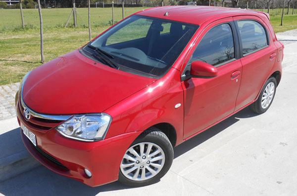 Toyota Etios Llega al segmento de los más vendidos