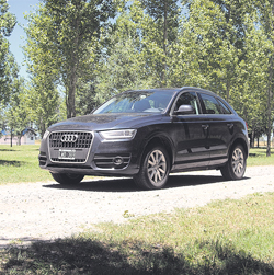 Audi q3 2.0 tfsi (211CV) Compacto premium