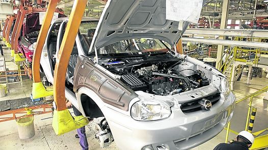 Quejas de las Empresas Automotrices por controles de Moreno