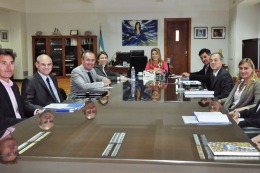 Giorgi analizó con autopartistas y automotrices la necesidad de divisas para el próximo semestre
