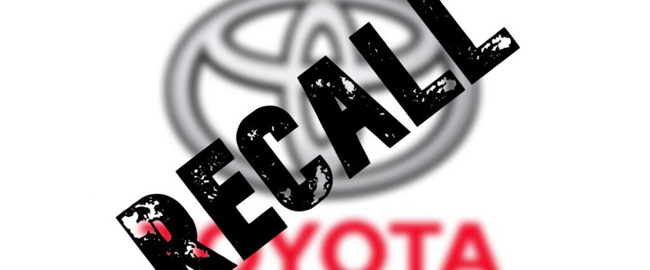 Toyota 5.8 millones de vehículos afectados Toyota 5.8 millones de vehículos afectados