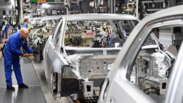 La industria automotriz trabajó en marzo al 35% de su capacidad instalada