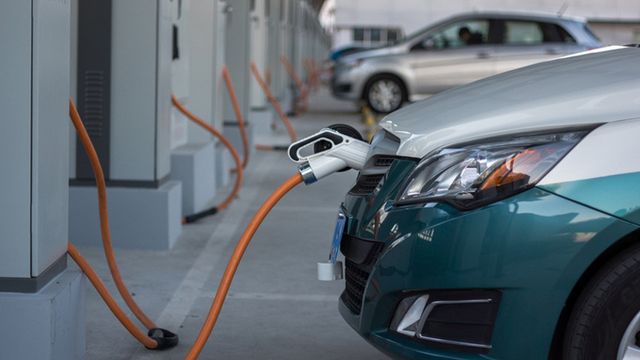 El surtidor móvil para vehículos eléctricos creado por argentinos que triunfa en el mundo