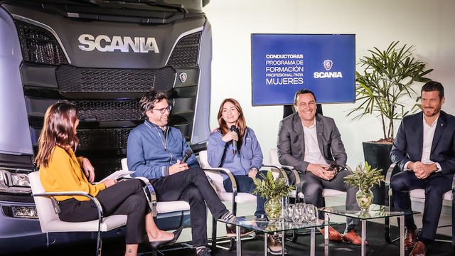 Scania presentó el programa de formación para mujeres